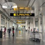 SIGNAGE BANDARA OLEH CAHAYA CEMERLANG SEMESTA